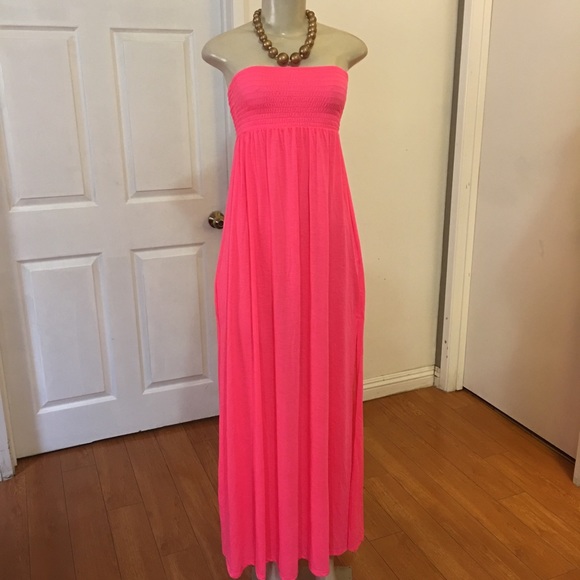 H&M Dresses & Skirts - H&M Beach Dress